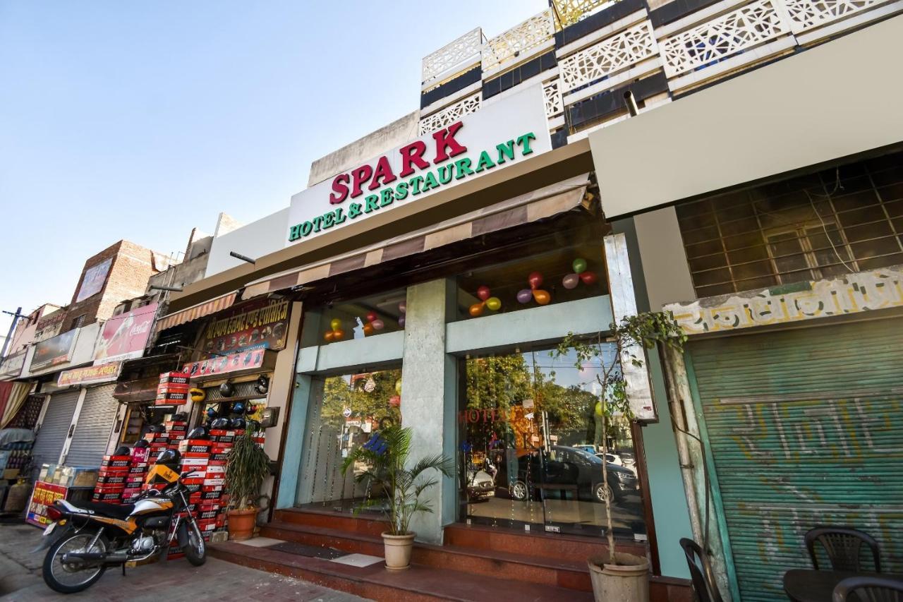 Oyo Flagship Hotel Spark Τζαϊπούρ Εξωτερικό φωτογραφία